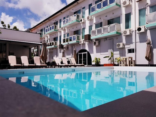 Queens Hotel Suriname